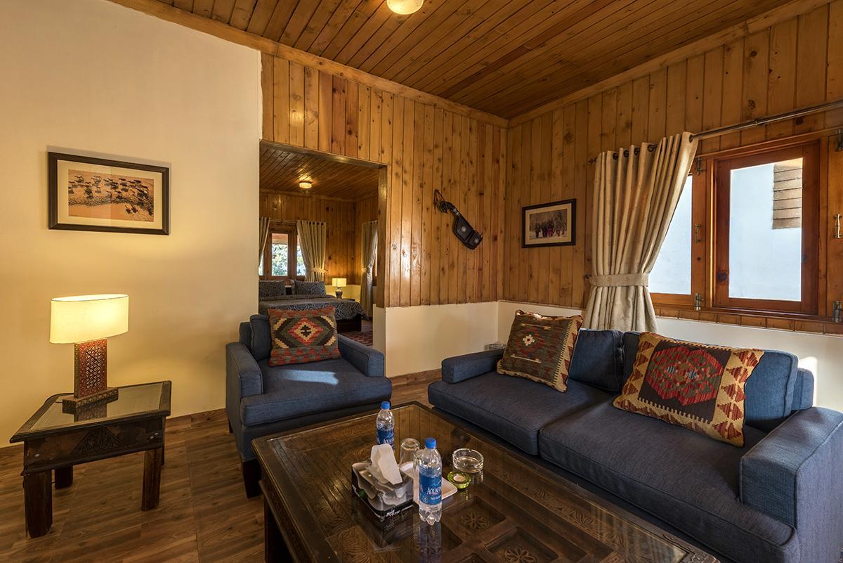 Arcadian Sprucewoods Hotel Shogran Exterior photo
