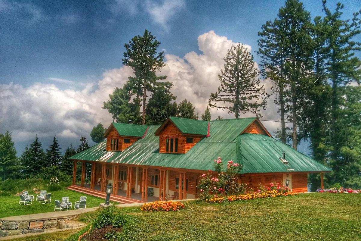 Arcadian Sprucewoods Hotel Shogran Exterior photo